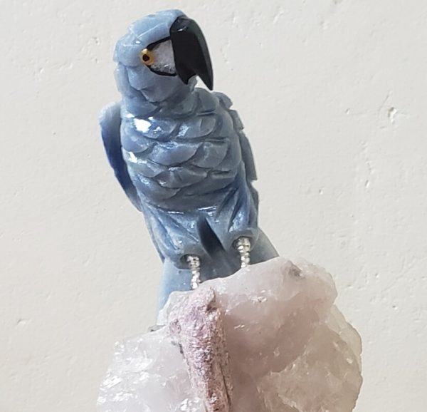Arara de quartzo azul
